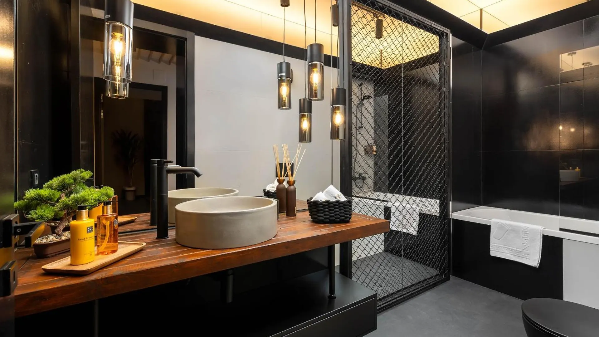 Win Herastrau - Luxury Design 2Br Apartment - Parking Bucharest