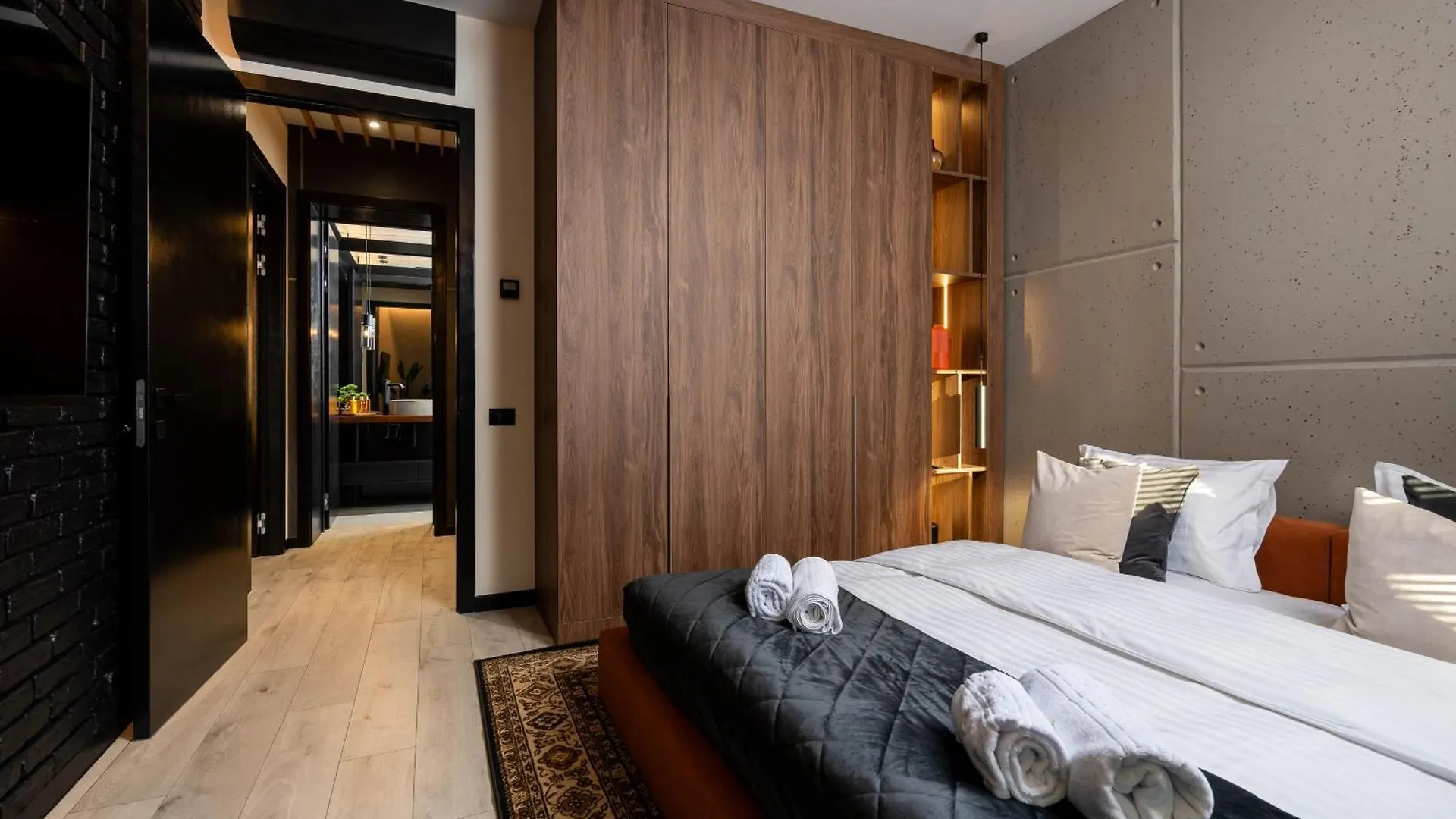 Win Herastrau - Luxury Design 2Br Apartment - Parking Bucharest Romania